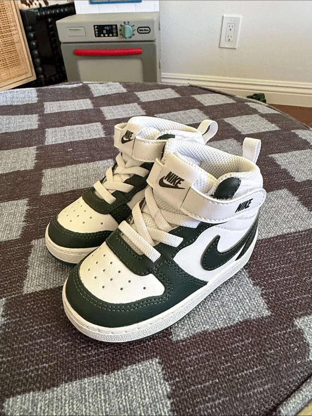 Nike Kids Mid-Top Sneakers in White and Dark Green